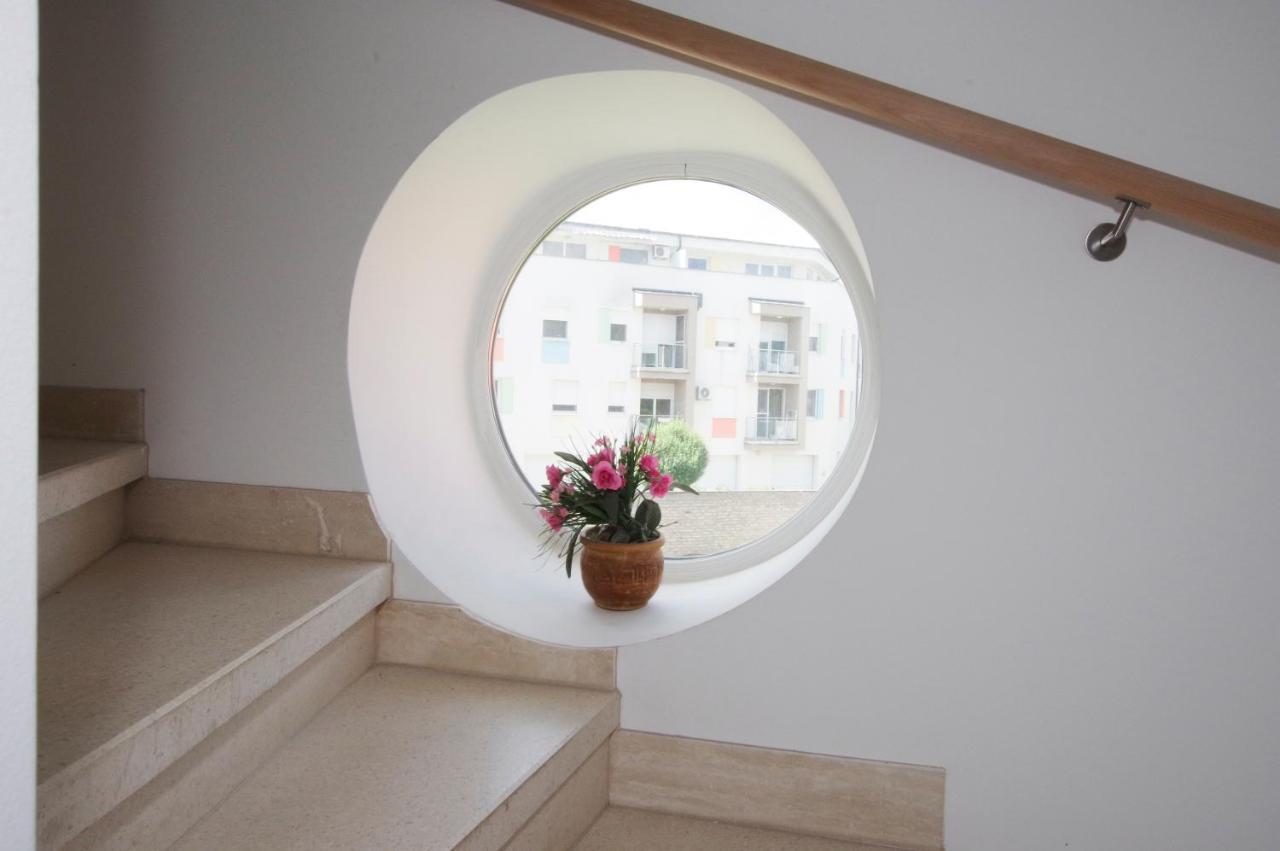 Fehér Hajó Panzió és Vendéglő Győr Extérieur photo