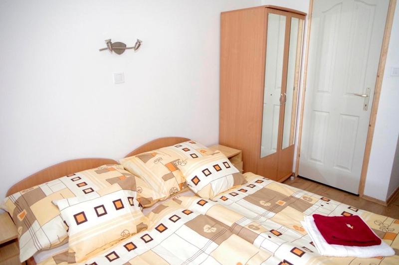 Fehér Hajó Panzió és Vendéglő Győr Extérieur photo