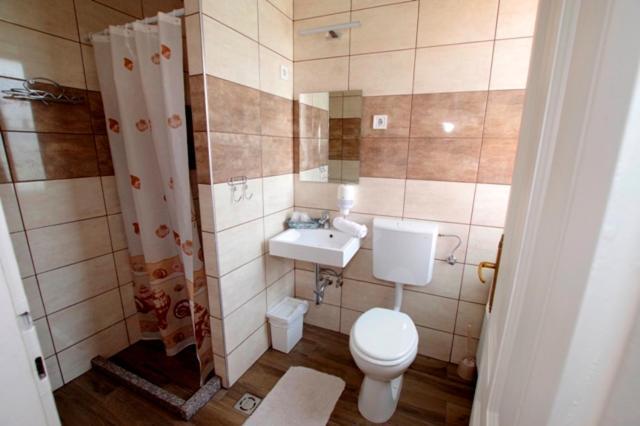 Fehér Hajó Panzió és Vendéglő Győr Extérieur photo