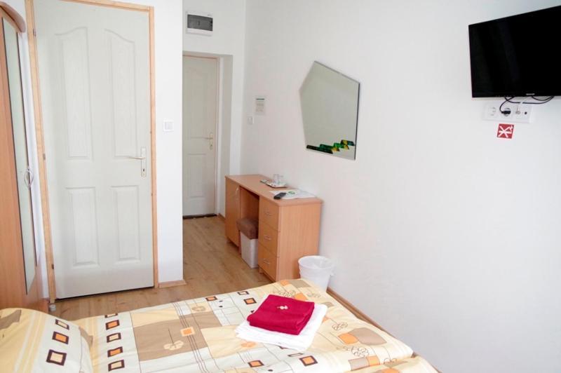 Fehér Hajó Panzió és Vendéglő Győr Extérieur photo